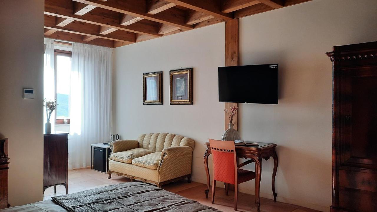 Hotel Palazzo Laureano - Dimora Storica Tricarico Exterior foto